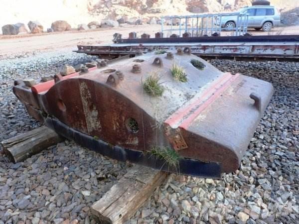  _JINÉ (CZ) DCD - 4706 Crushers