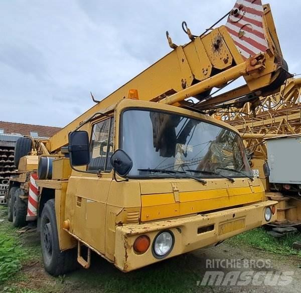 Tatra 815 +ČKD - AD 28 Crane trucks