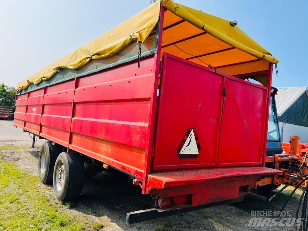 Hvamø 12 m grisevogn Other trailers