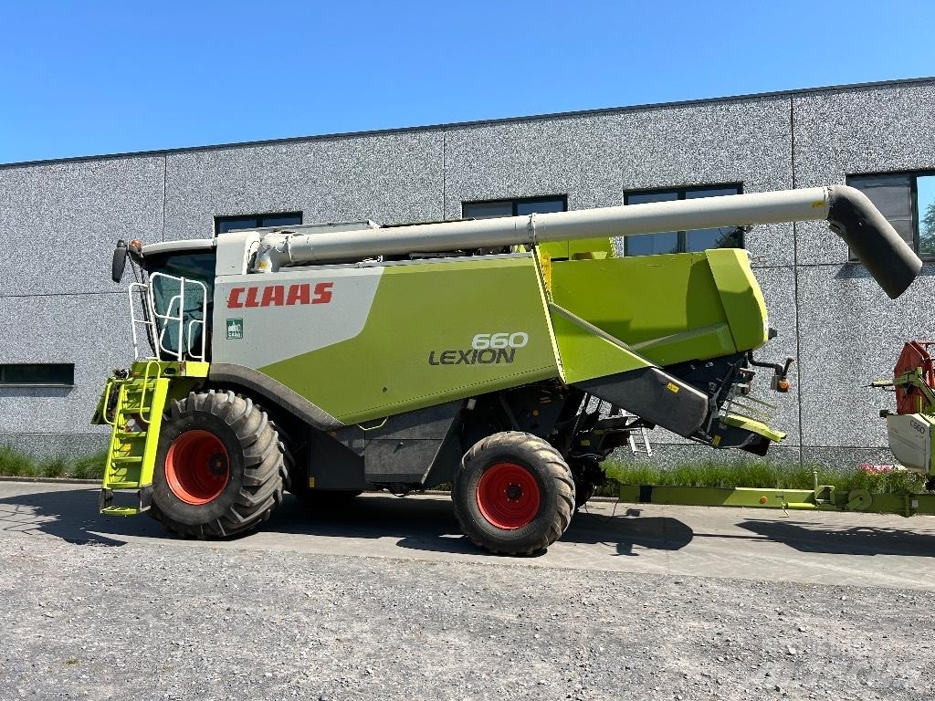 CLAAS Lexion 660 Combine harvesters