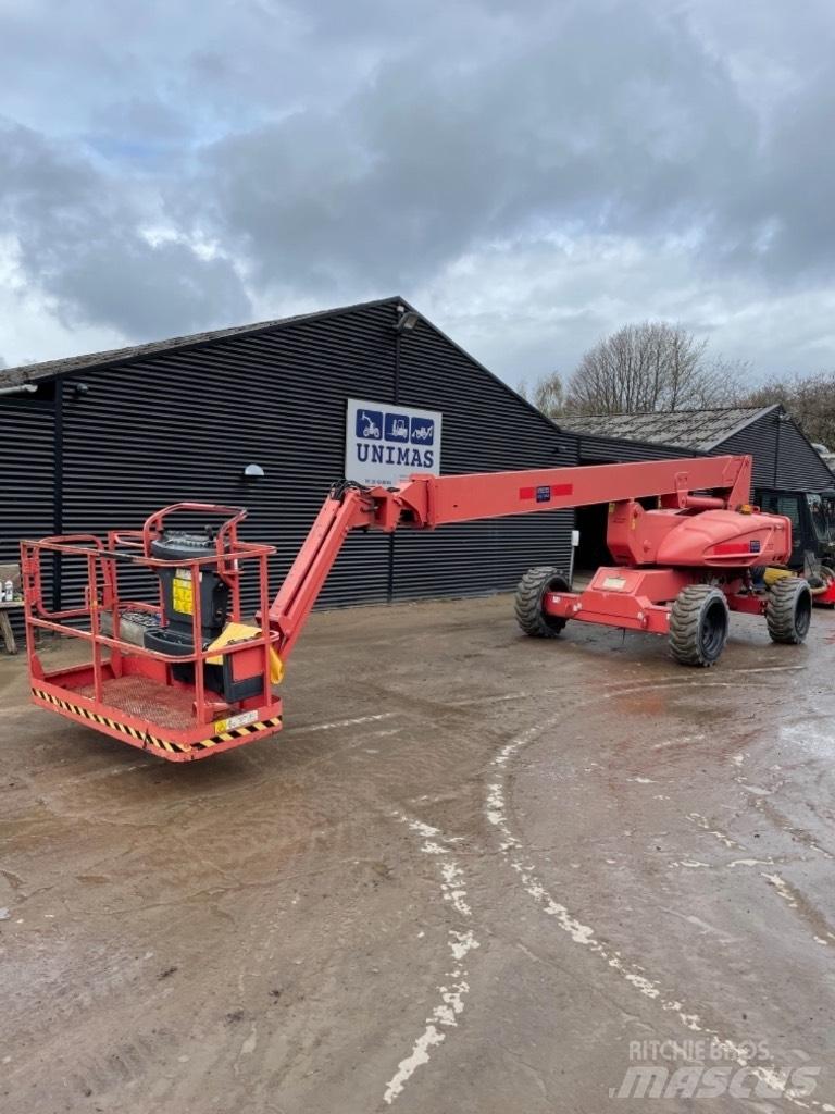 JLG 600jp Articulated boom lifts