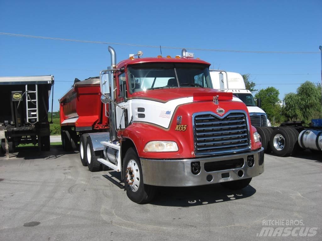 Mack CXN 613 Tractor Units