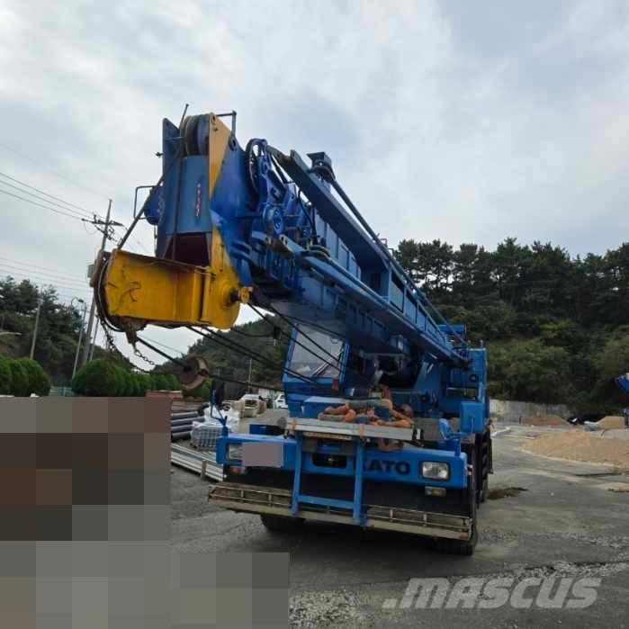 Kato SS 500 Rough terrain cranes
