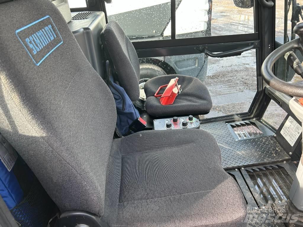 Schmidt Swingo 200 Sweepers