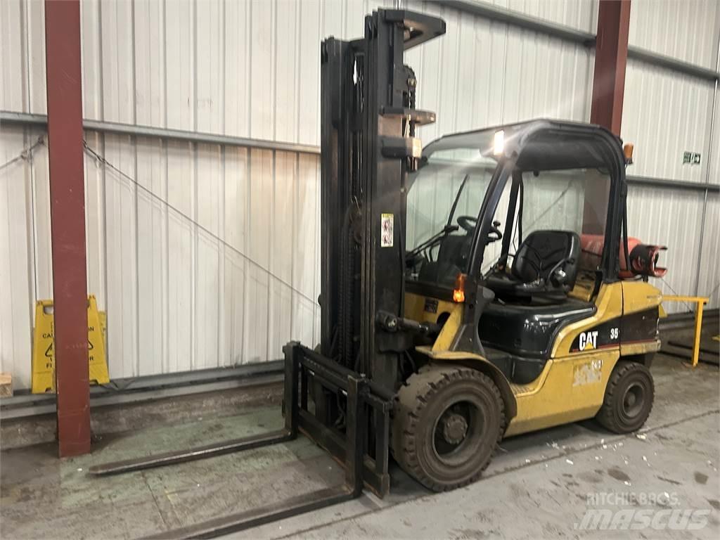 CAT GP35N LPG trucks