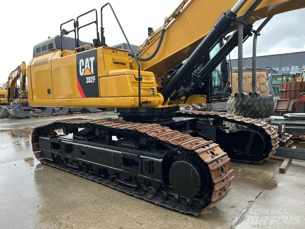 CAT 352 F Crawler excavators