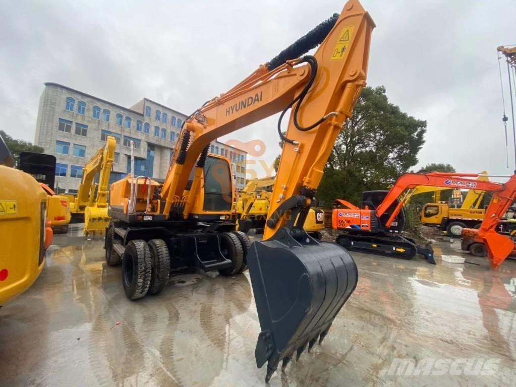 Hyundai 150W-9 Wheeled excavators