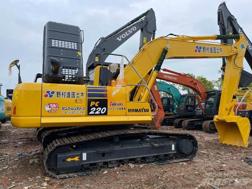 Komatsu PC 220 Crawler excavators
