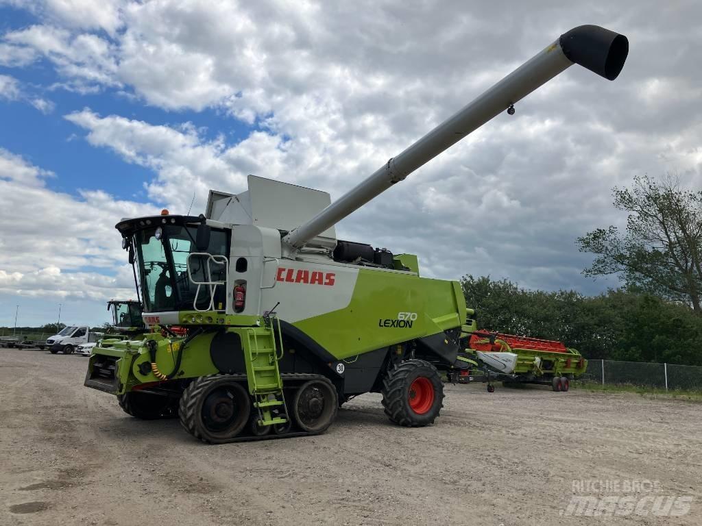 CLAAS LEXION 670 TT Combine harvesters
