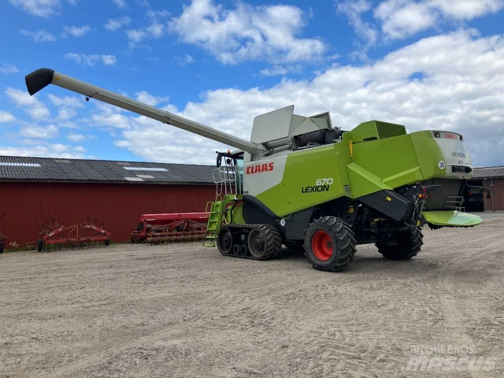 CLAAS LEXION 670 TT Combine harvesters