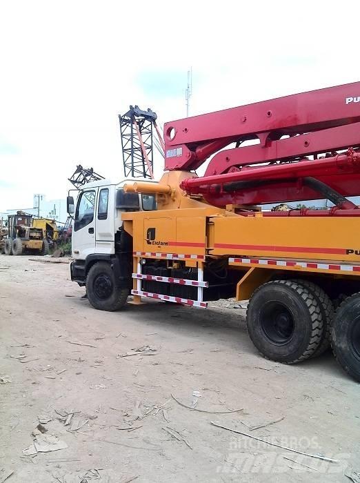 Putzmeister 37m Concrete pump trucks
