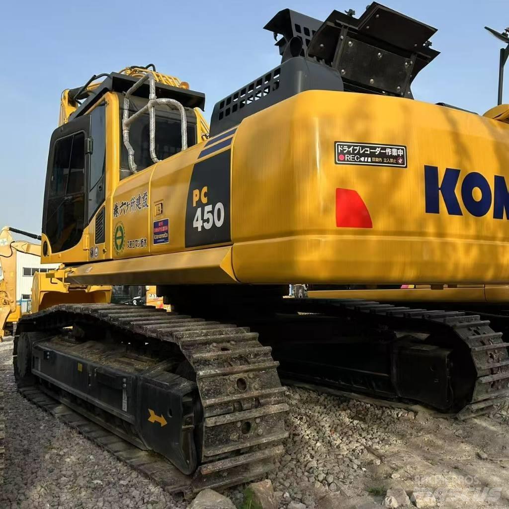Komatsu 450 Crawler excavators