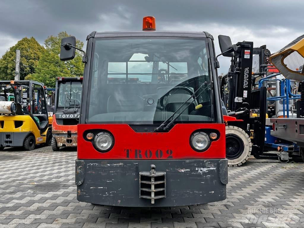 Linde P 250 Towing trucks