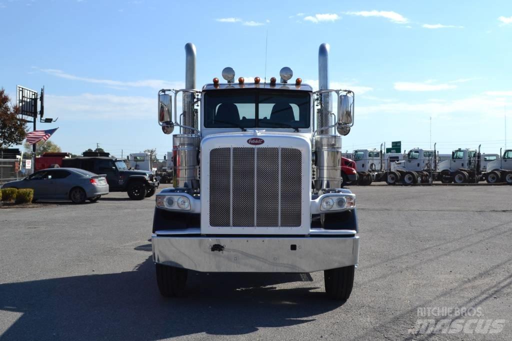 Peterbilt 389 Tractor Units