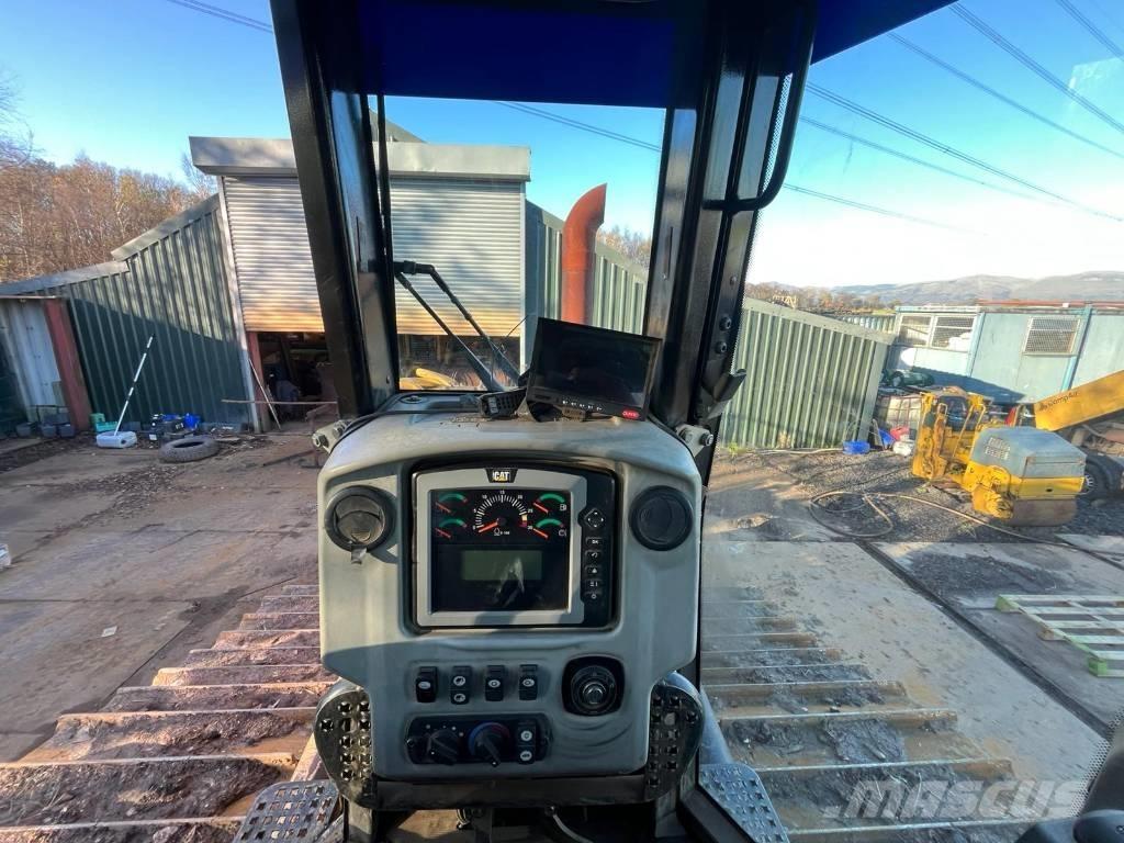 CAT D 6 N LGP Crawler dozers