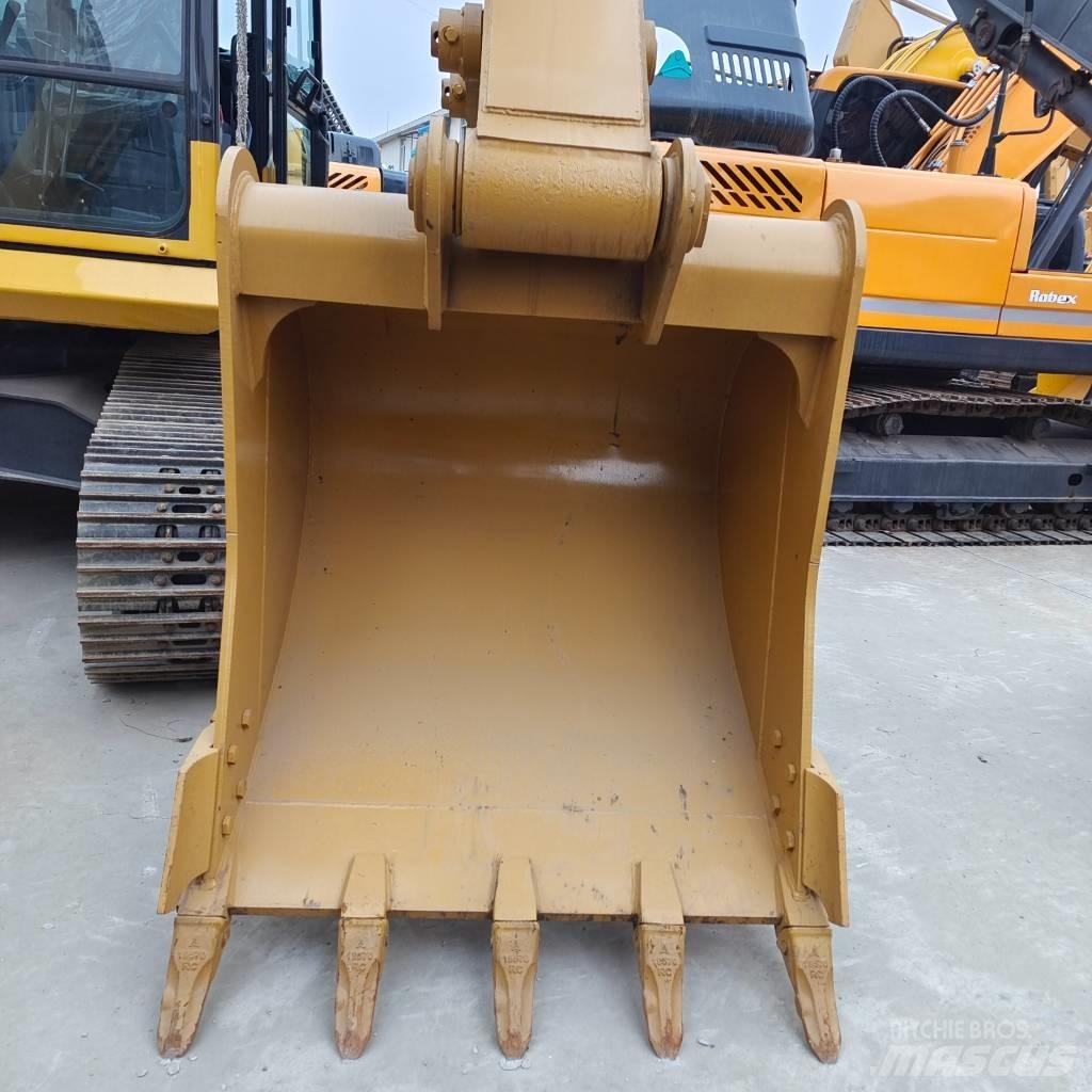 CAT 330 D Crawler excavators