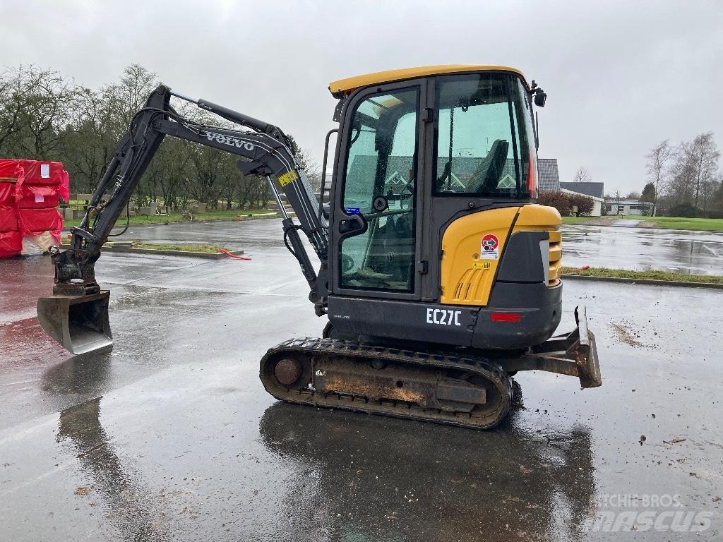 Volvo Ec27 Mini excavators < 7t (Mini diggers)