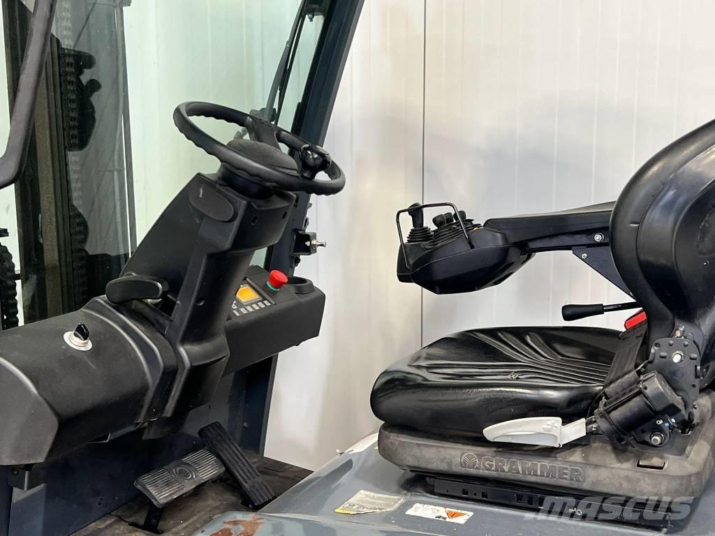 Toyota 8FBMT25 Electric forklift trucks