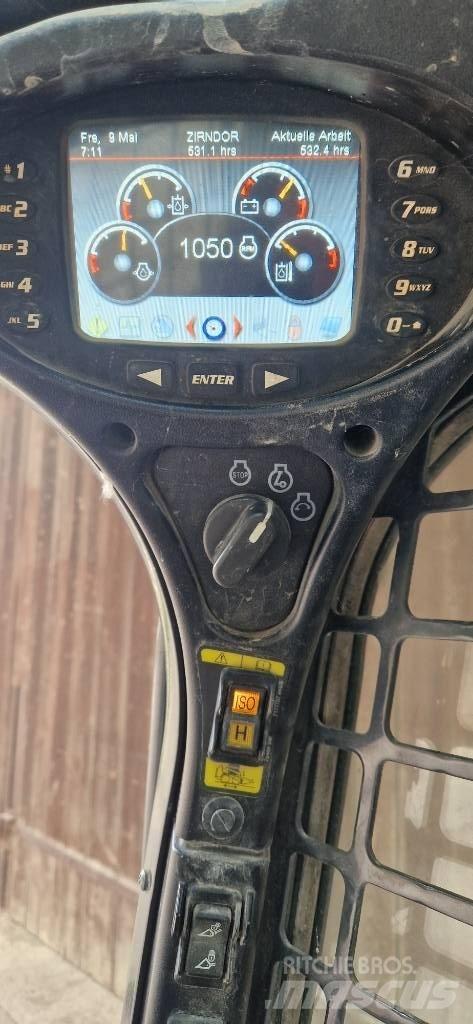 Bobcat T 450 Skid steer loaders