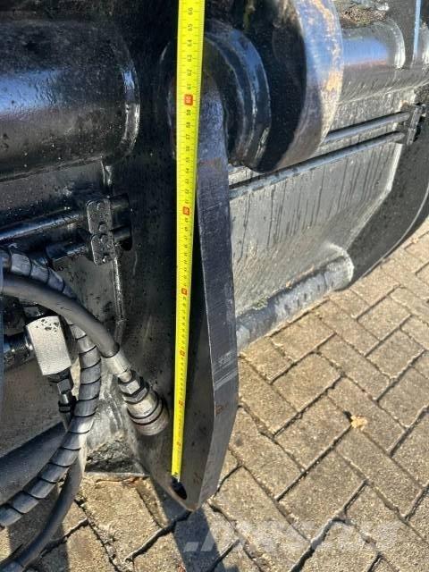 Eurosteel HKBV180-2 Buckets