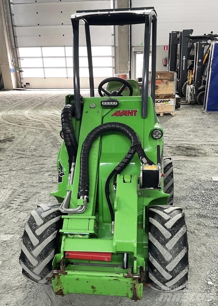 Avant 423 Mini loaders