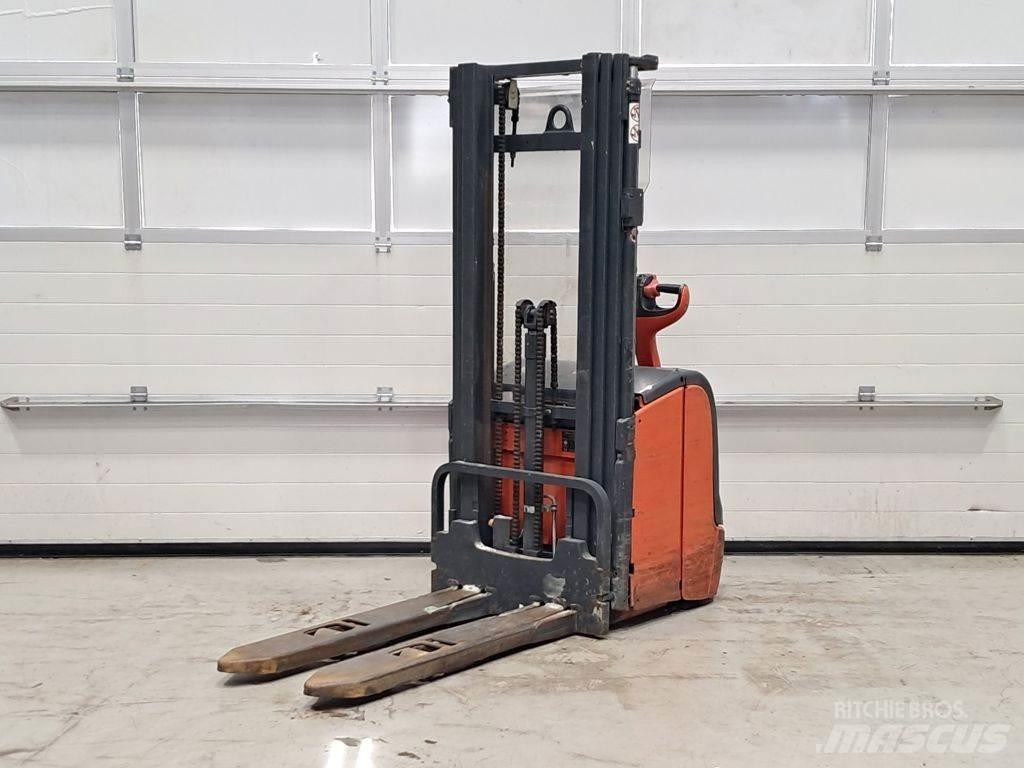Linde L14 Pedestrian stacker