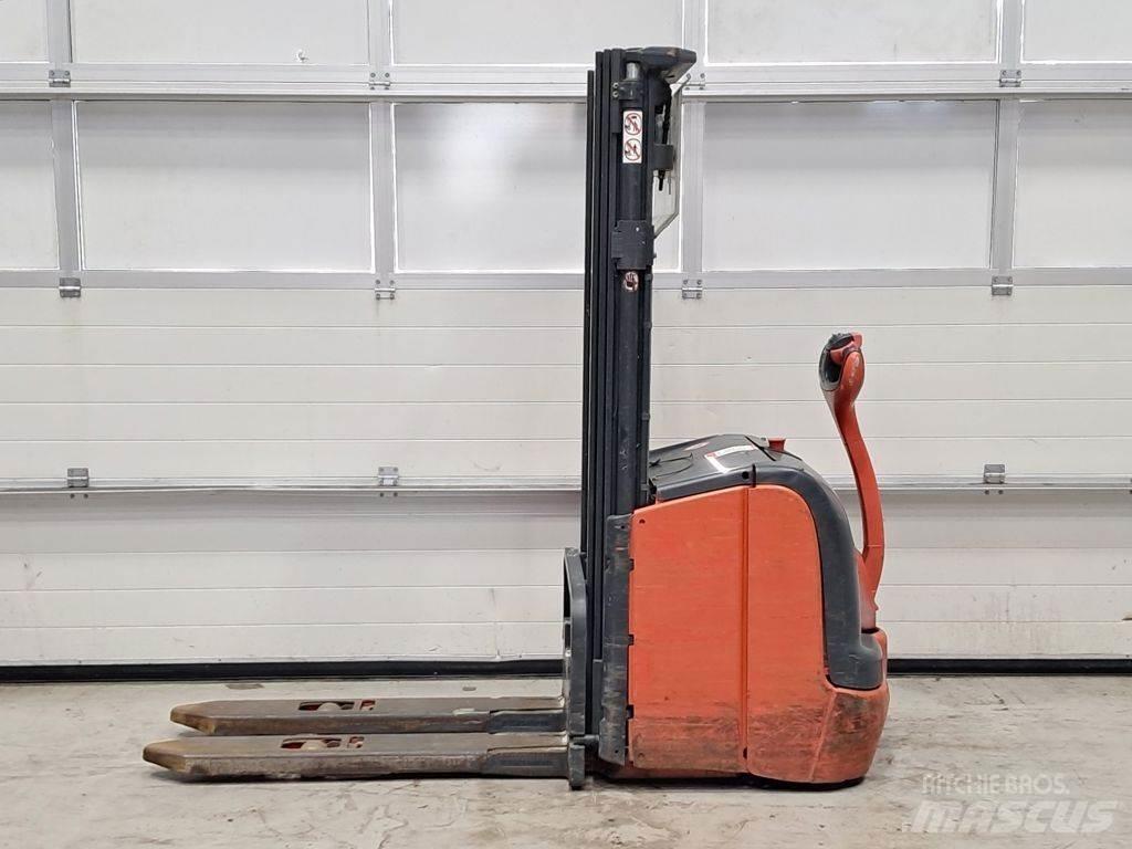 Linde L14 Pedestrian stacker