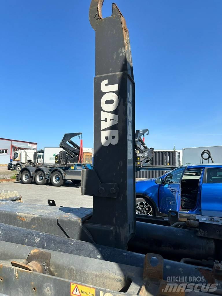 Volvo FH Cable lift demountable trucks