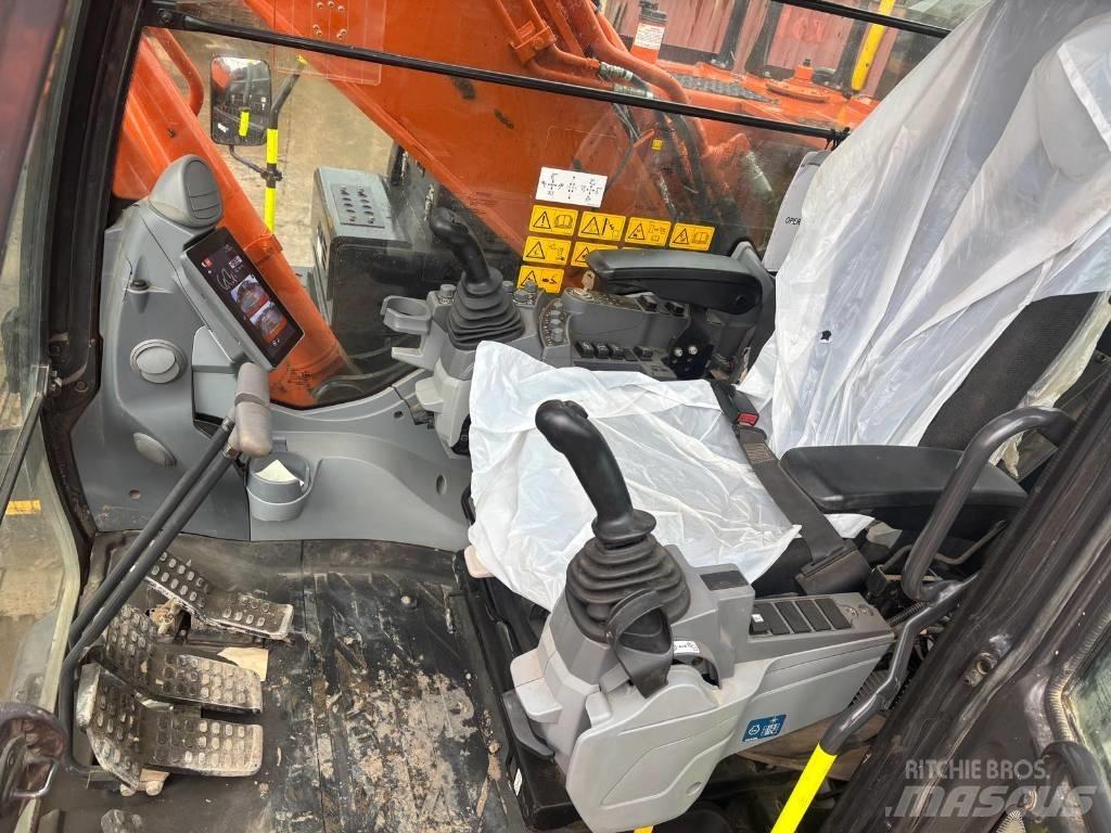 Hitachi ZX 300 LC-7 Crawler excavators