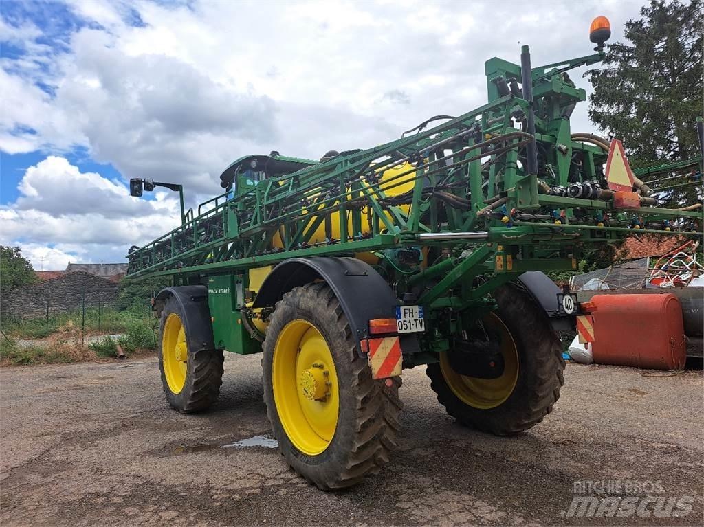 John Deere R4040 I Self-propelled sprayers