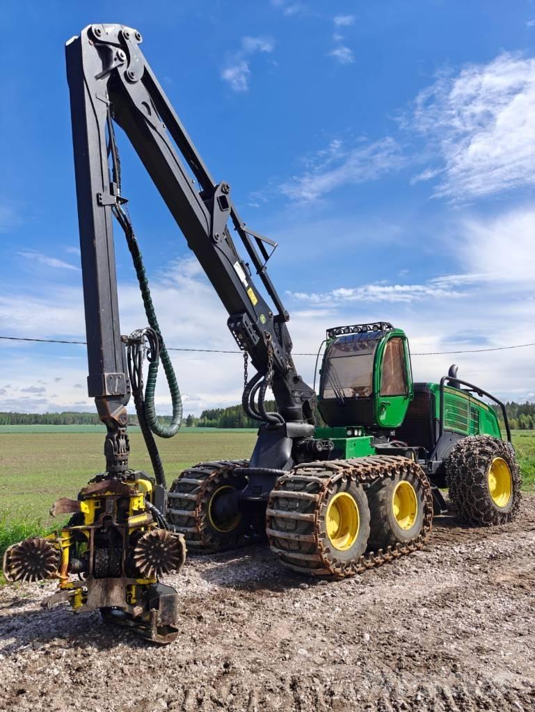 John Deere 1270 G Harvesters