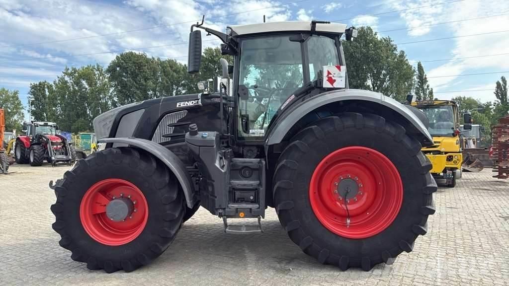 Fendt 828 Vario 0 Tractors
