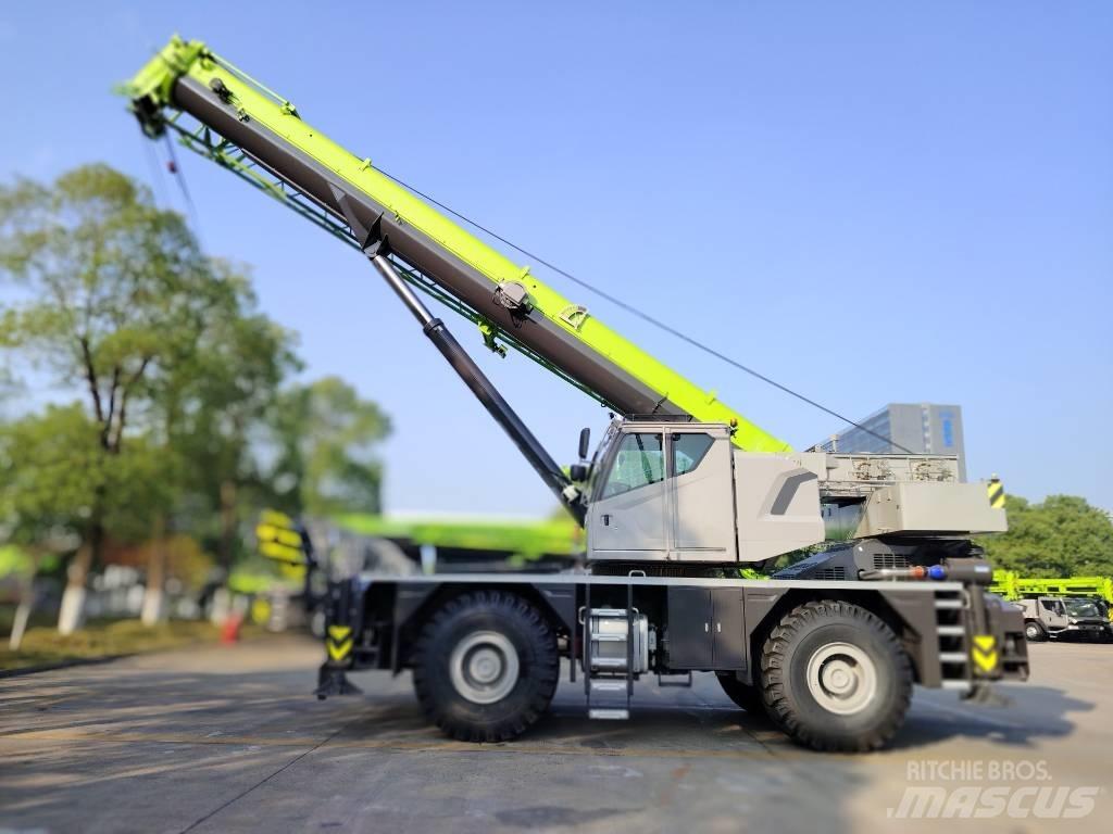Zoomlion ZRT 600 All terrain cranes