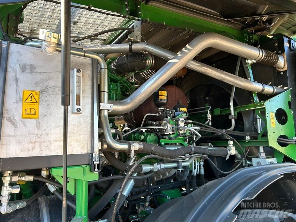 John Deere 8400i Forage harvesters