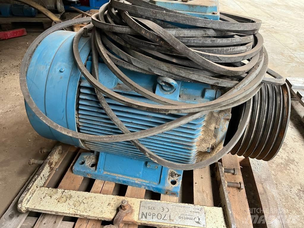 METSO NP1007 Crushers