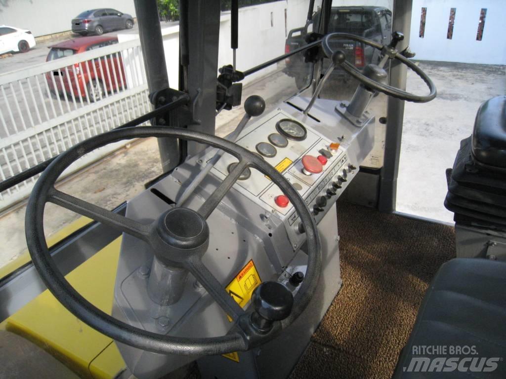 Dynapac CS 141 Twin drum rollers