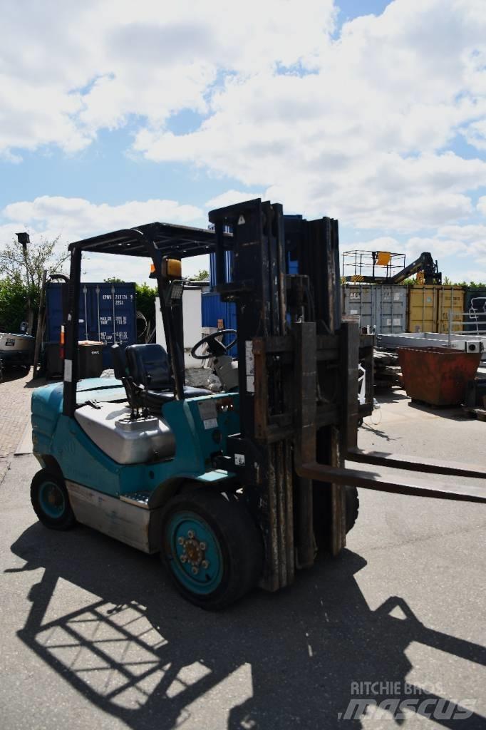 Feeler FD30CTJ Truck mounted forklifts