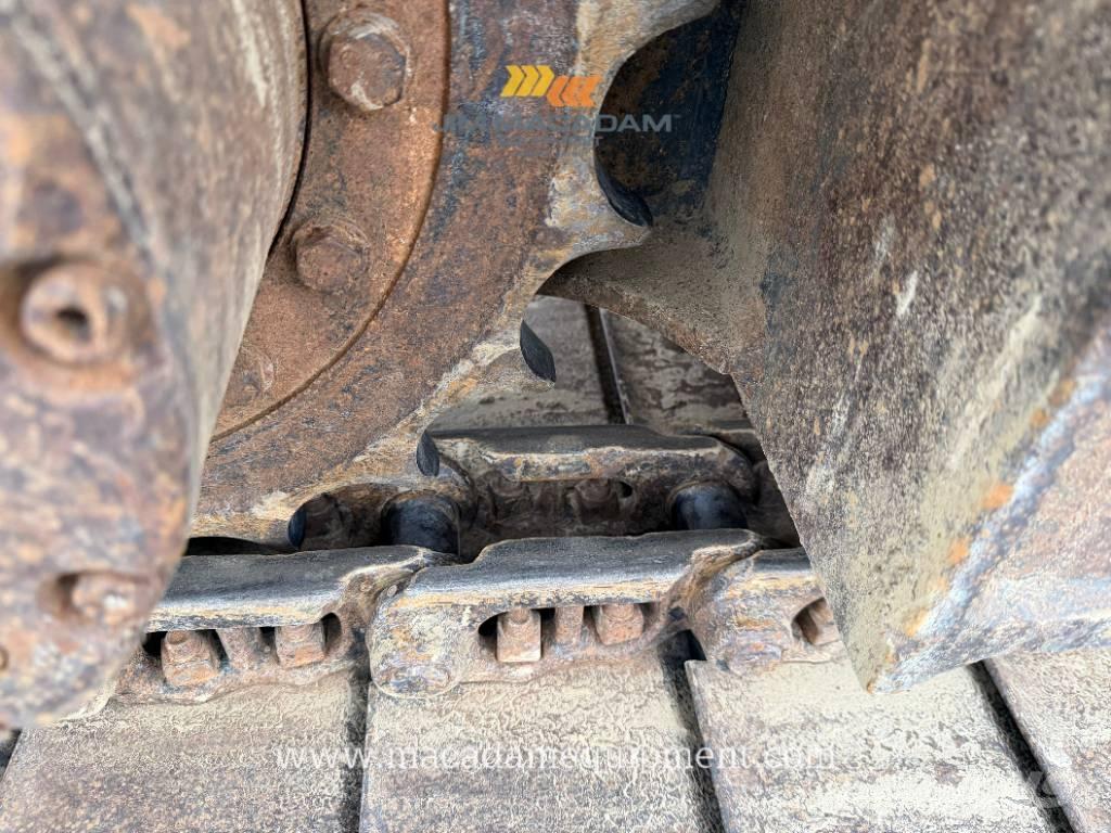 Komatsu PC 130 LC-8 Crawler excavators