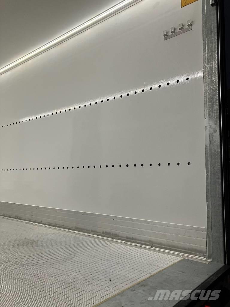 MAN TGM 18.290 4X2 Box body trucks