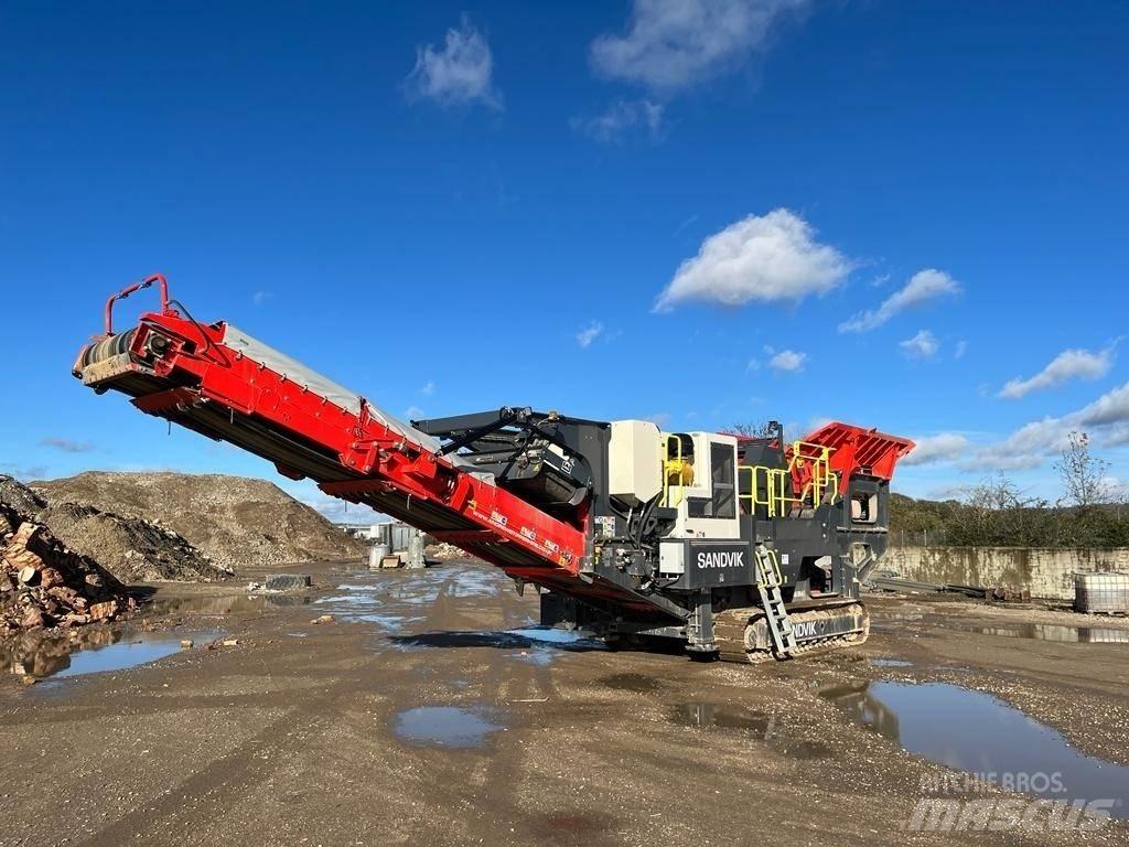 Sandvik QJ 341 Mobile crushers