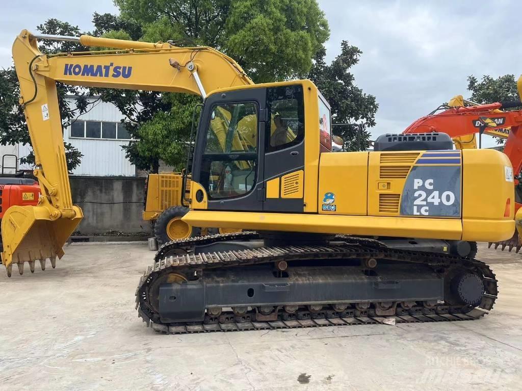 Komatsu PC 240 LC Crawler excavators