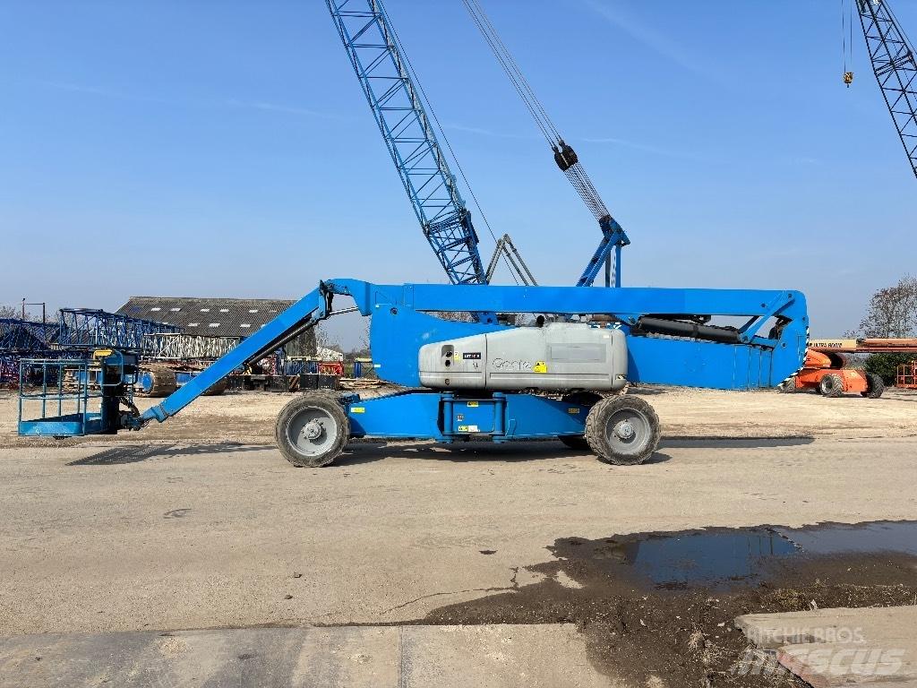 Genie Z 135/70 Articulated boom lifts