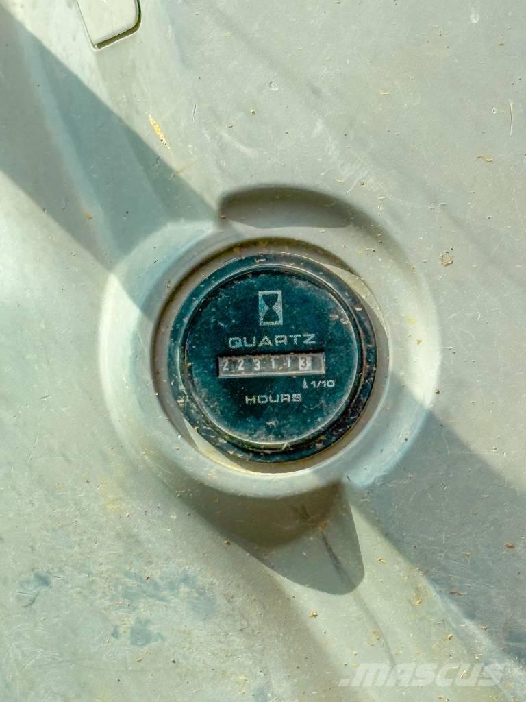 New Holland E 245 B Crawler excavators