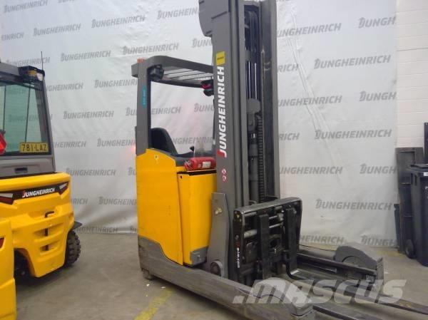Jungheinrich ETV 325 Reach trucks