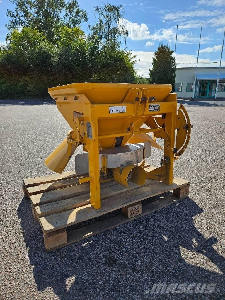 Bogballe S2 Sand and salt spreaders