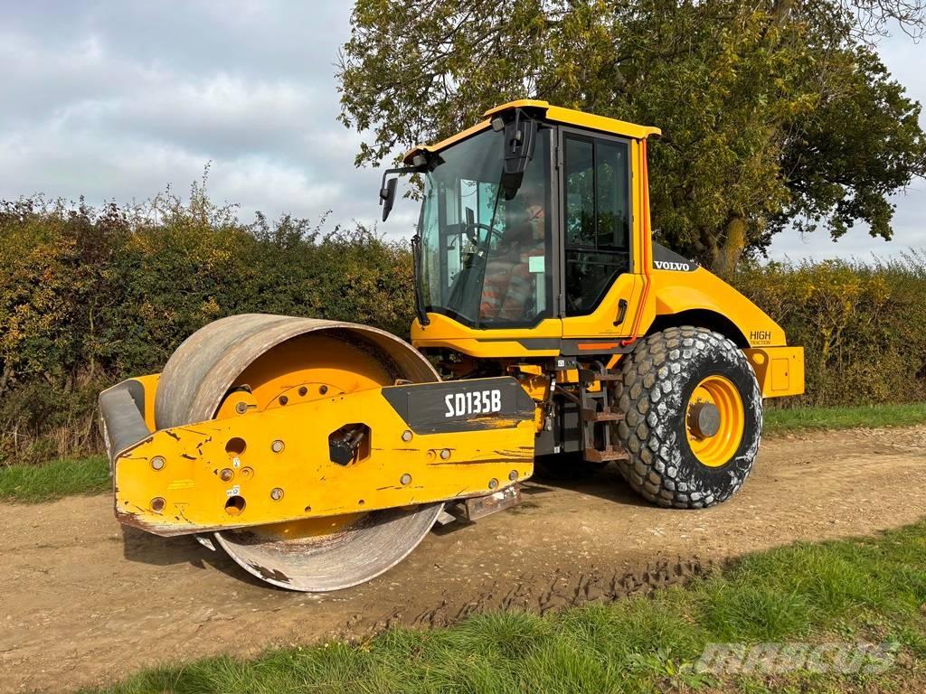 Volvo SD 135 B Single drum rollers