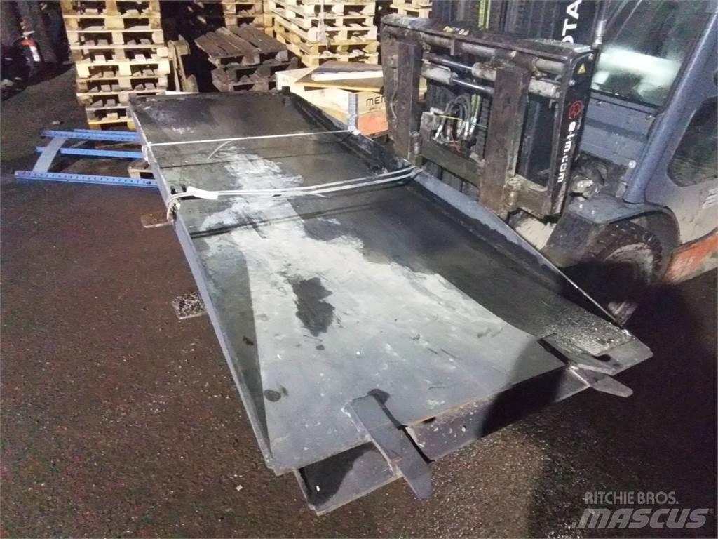 Eco Log 590C Chassis and suspension