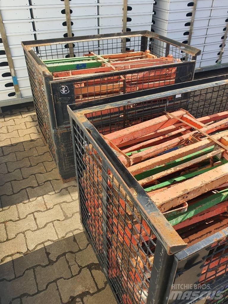 Peri Geländerhalter Formwork