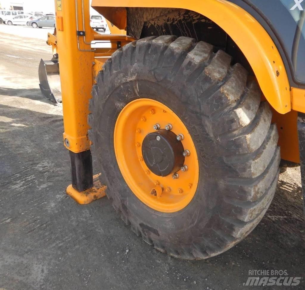 JCB 3DX Backhoe loaders