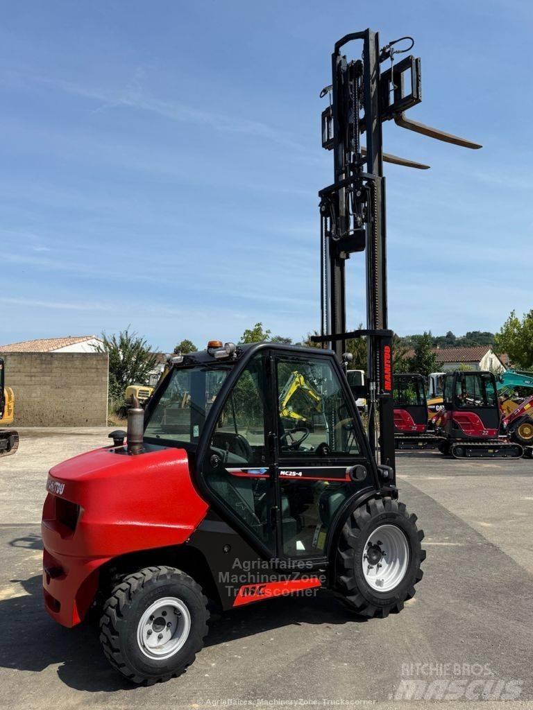 Manitou MC 25 Rough terrain trucks
